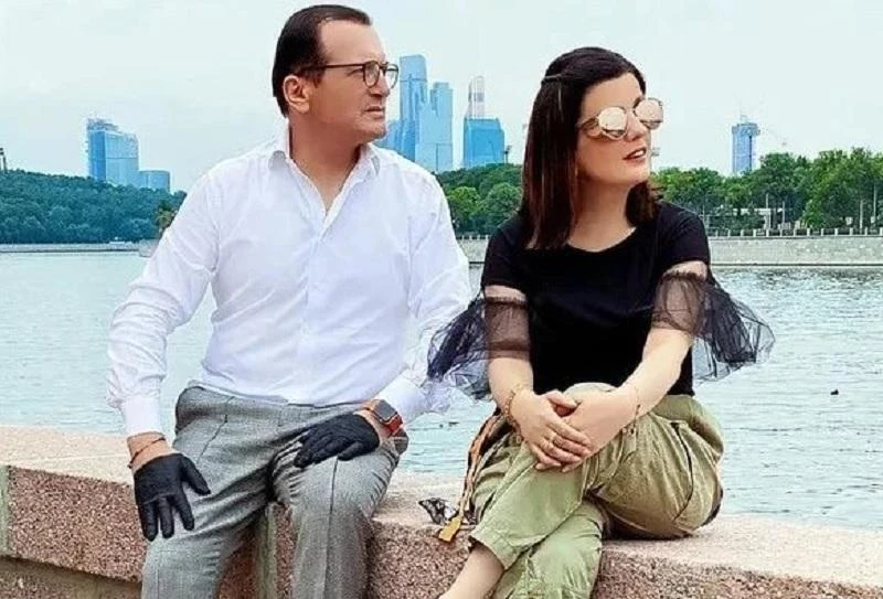 Близкие Гурцкой увезли артистку из России ради восстановления душевного спокойствия