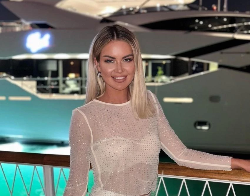 Участница «Дом-2» Марина Африкантова пожаловалась на лишний вес