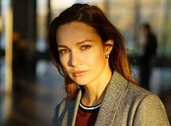 Режиссер Валерий Тодоровский поседел после смерти Евгении Брик