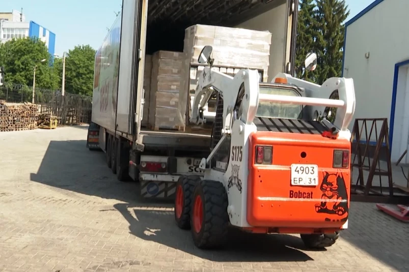 Приморский край направил 50 тонн рыбных консервов жителям Белгородской области