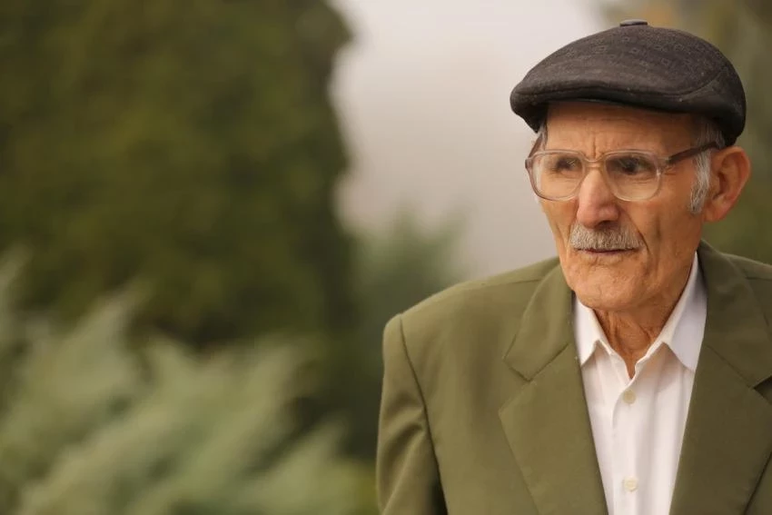 Ученые Университета Джона Хопкинса назвали неожиданный симптом депрессии у пожилых