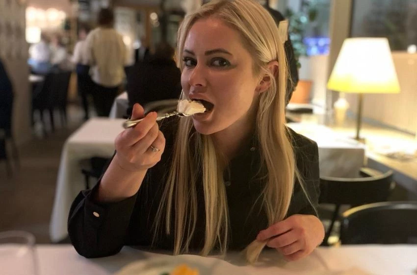 Бывший муж Даны Борисовой ставит условия 15-летней дочери для встреч