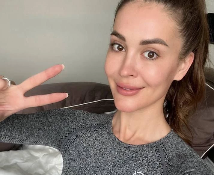 Младшая сестра Бузовой Анна назвала себя «просто нулем»