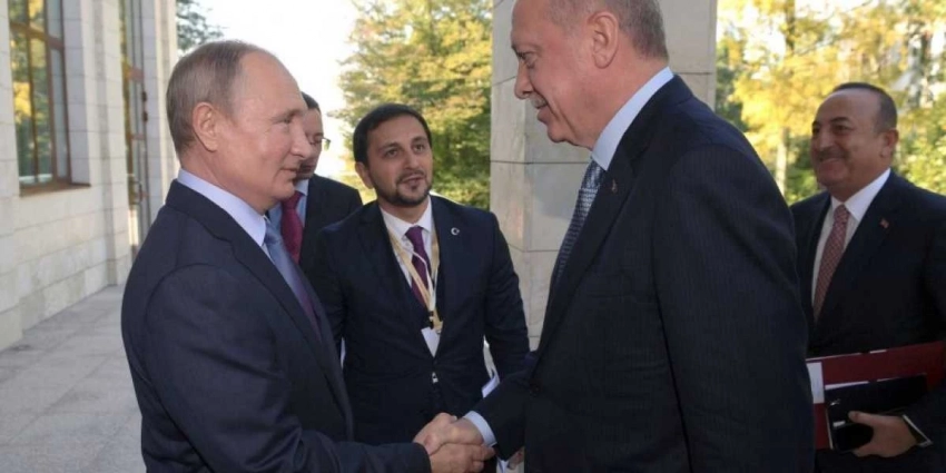 Путин опять переиграл Эрдогана. Россия принуждает турок к мирному решению сирийской проблемы.