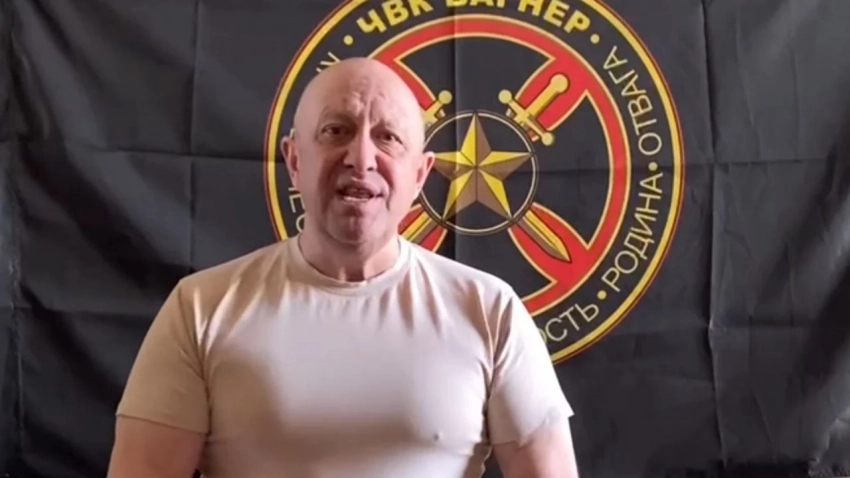 Решения о выдаче боеприпасов принимаю генералы, которые не воюют на земле — Пригожин