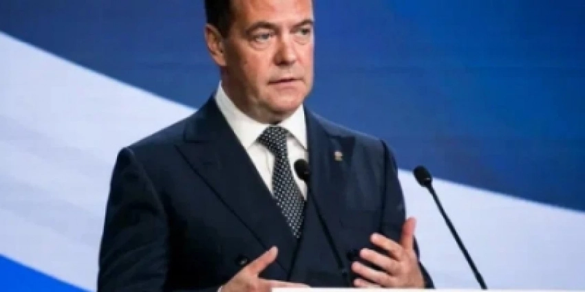 Медведев: ответом России за Крымский мост может быть только прямое уничтожение террористов