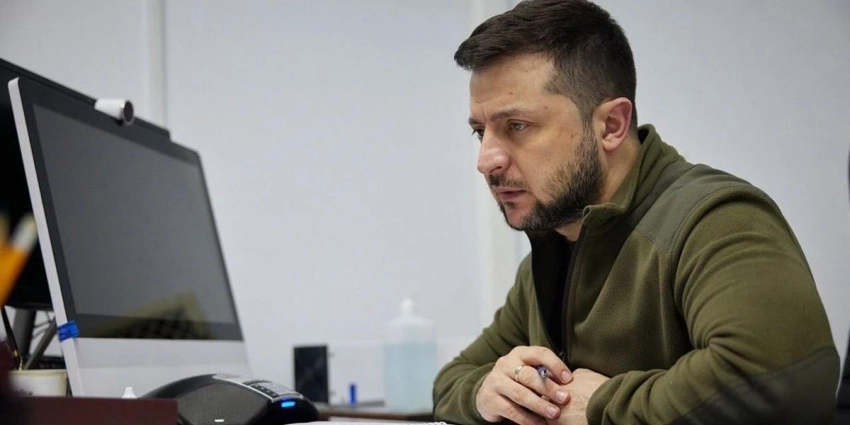 Украинские олигархи начали «грызню» и готовятся свергнуть Зеленского