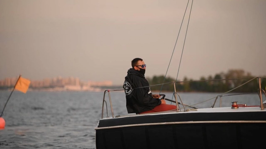 Пользователи остались в восторге от регаты ЧВК «Вагнер» в водах Петербурга