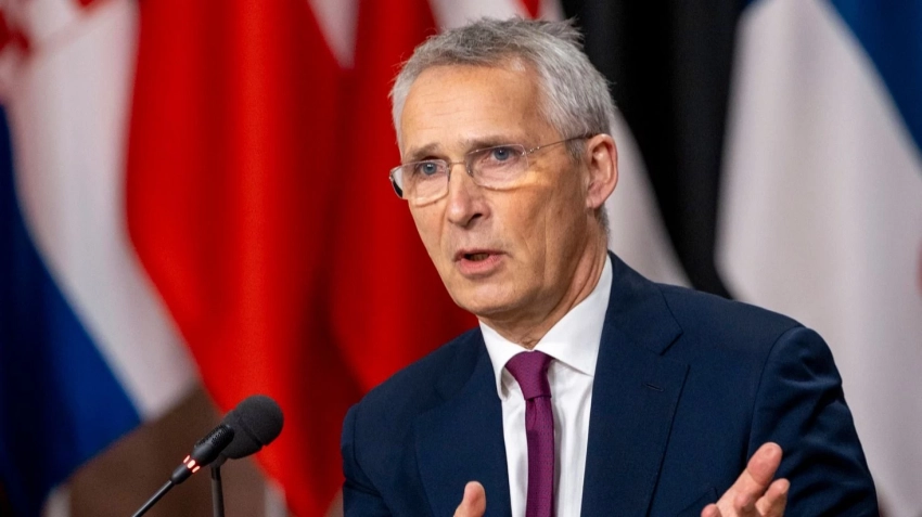 Кулеба поговорил со Столтенбергом о вступлении Украины в НАТО