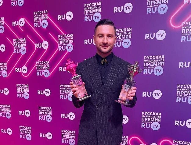 Филипп Киркоров научил Сергея Лазарева «поднимать руку» на женщин