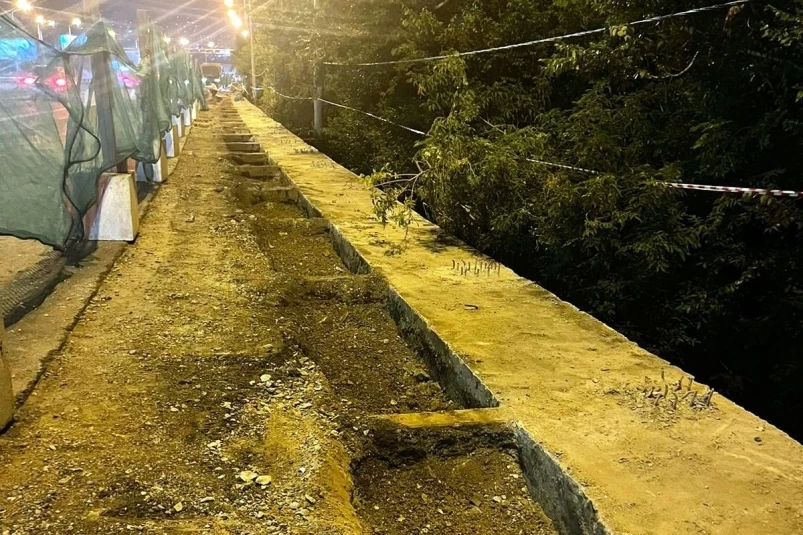 Во Владивостоке стартует второй этап ремонта пешеходной части Некрасовского путепровода