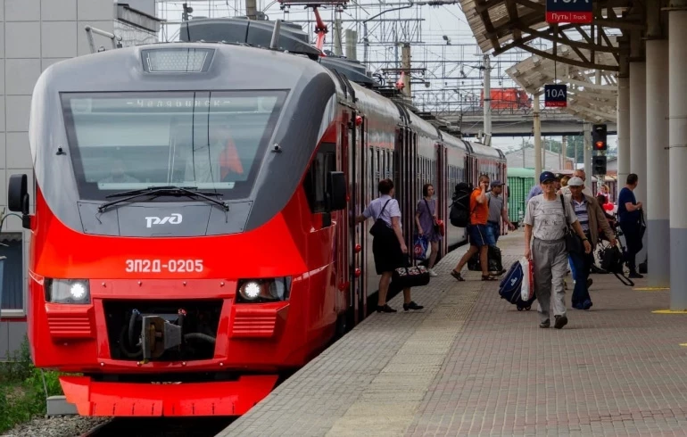 «Бакальский экспресс» с 1 июля начал курсировать по туристическим местам Челябинской области