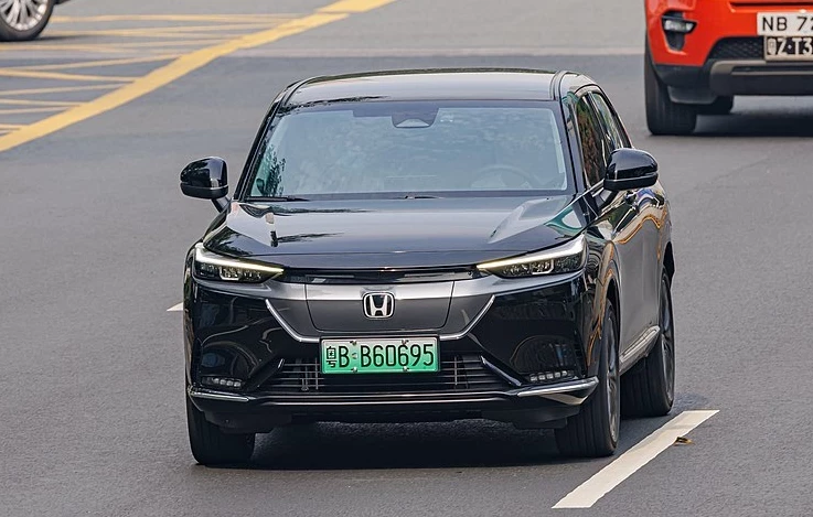 В России появился конкурент кроссовера «Москвич 3е» от Honda