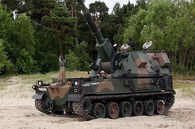 Южная Корея проведет модернизацию гаубиц К9 в интересах заказчика из Польши