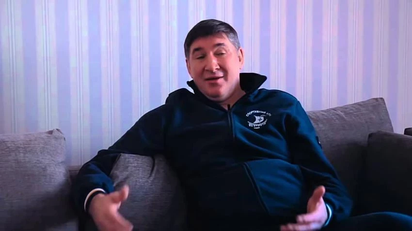 Отец Марии Кожевниковой считает себя киборгом из-за кардиостимулятора