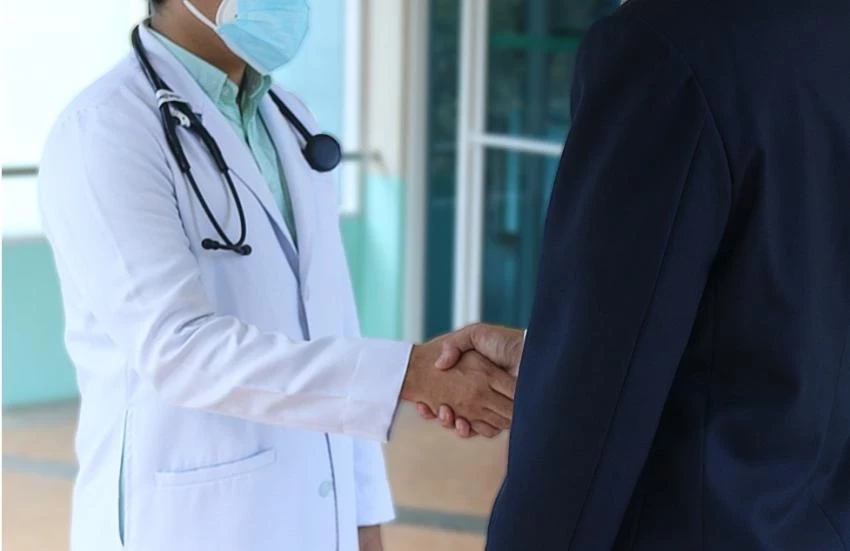 Жители Великобритании после отдыха в Турции заразились сальмонеллезом