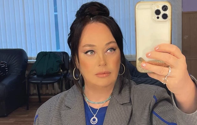 Лариса Гузеева крестилась сквозь слезы на съемках первых выпусков возобновленного шоу «Давай поженимся»