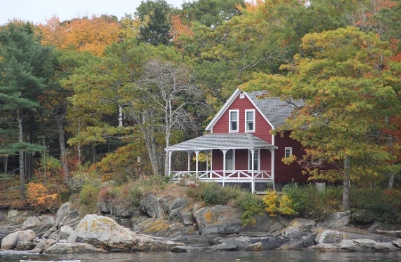 Эксперт Колосницын рассказал россиянам о способах экономии на содержании загородных домов