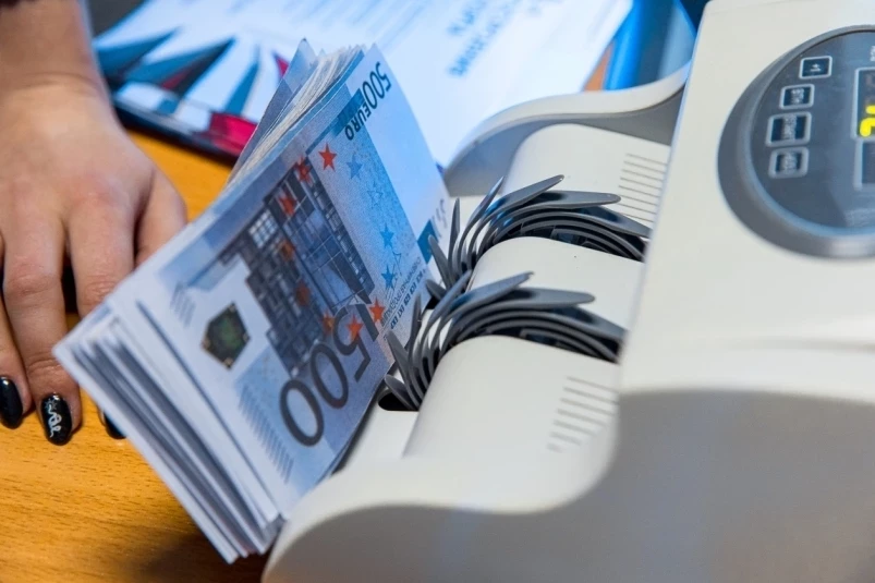 Девальвация рубля не несет долгосрочных рисков для макроэкономической стабильности в стране