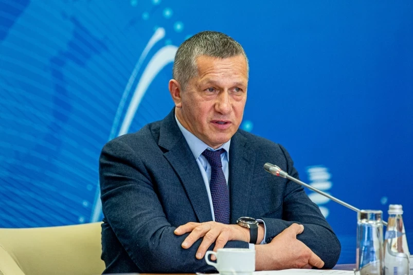 Трутнев предложил менять проректоров в вузах, где нет патриотических объединений