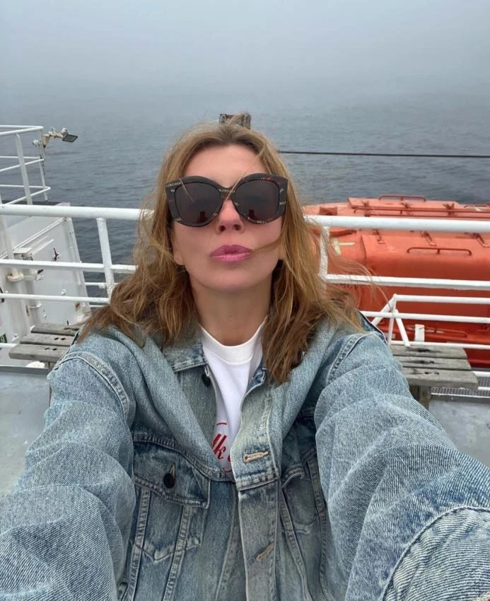 Светлана Бондарчук побывала на судне «Профессор Хромов»