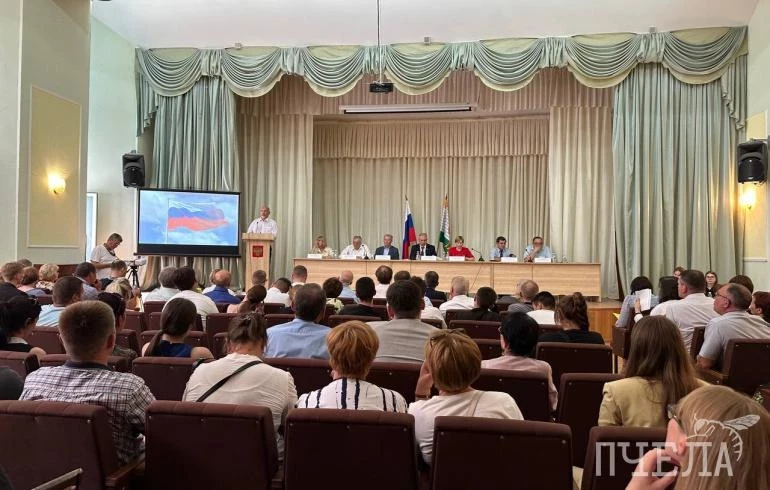 В Челябинске обсудили отмену двухуровневых выборов и районных советов депутатов