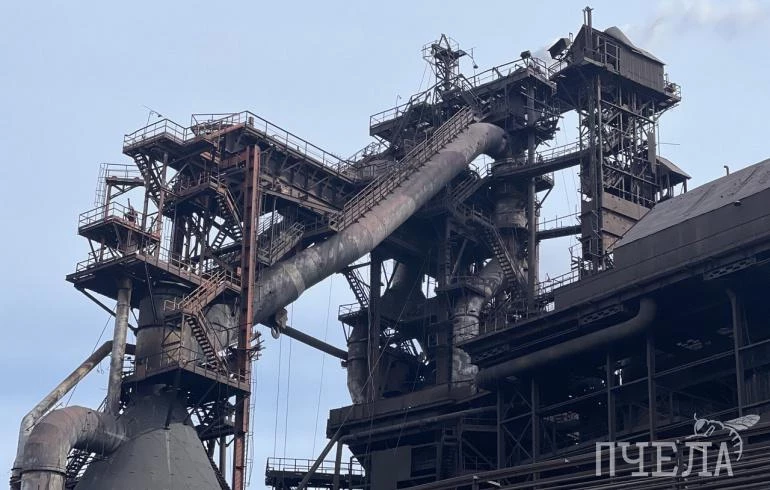 Челябинский металлургический комбинат оштрафовали за загрязнение воды и воздуха