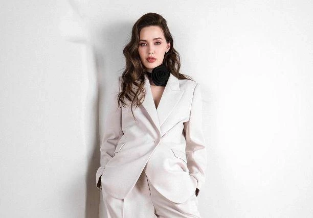 Анастасию Костенко возмутил талант Дмитрия Тарасова выставлять ее «алкоголичкой»