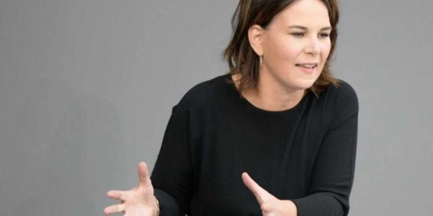 Даже Зеленые Германии теперь против действий США, власть меняет