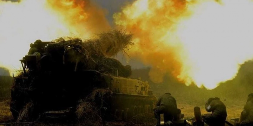 Русская ответка за Крымский мост: Киев дождался ударов арты и хакеров