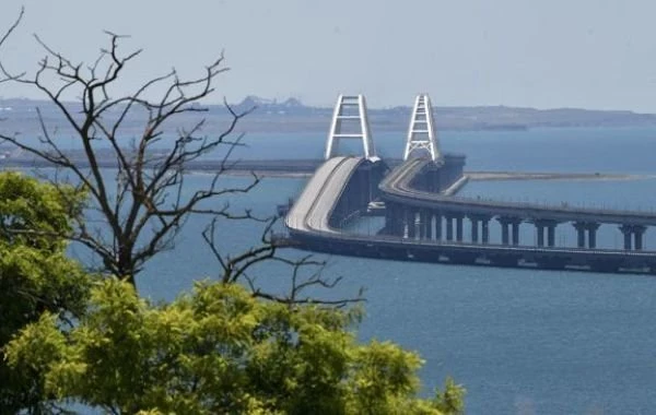 Взрывы в Крыму 5 августа, последние новости сегодня: что случилось, Крымский мост открыт для движения или нет, информация для туристов