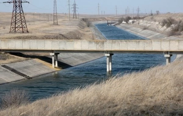 Власти Крыма сообщили о планах восстановить подачу воды из Днепра 