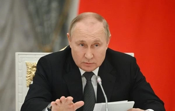 Владимир Путин потребовал разобраться с ценами на топливо 