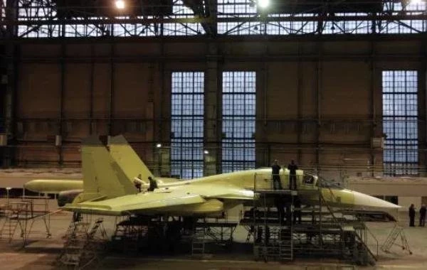 Шойгу поручил нарастить темы производства и ремонта истребителей Су-34 