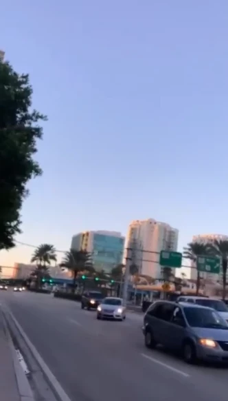 Уехавший в США Андрей Разин показал роскошный дом Пугачевой в Майами