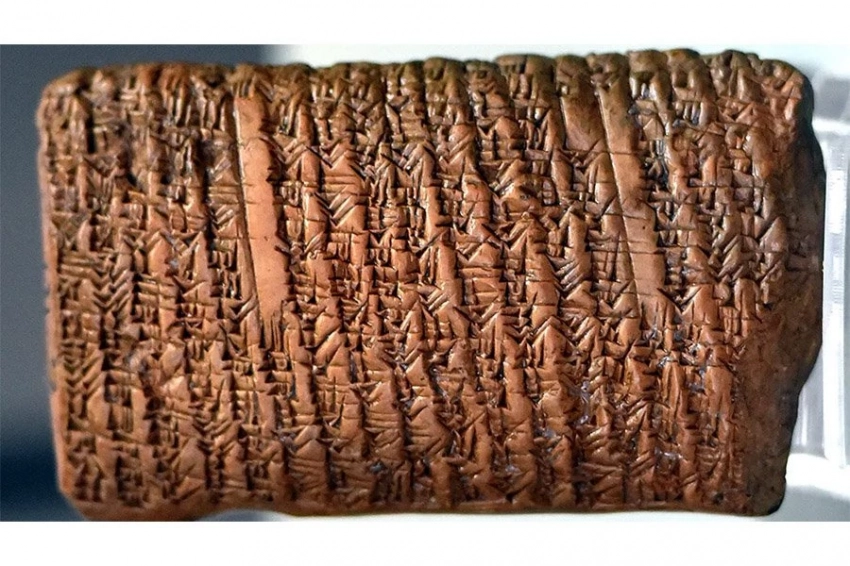 Теорема Пифагора найдена на глиняной табличке, которая на 1000 лет старше самого Пифагора