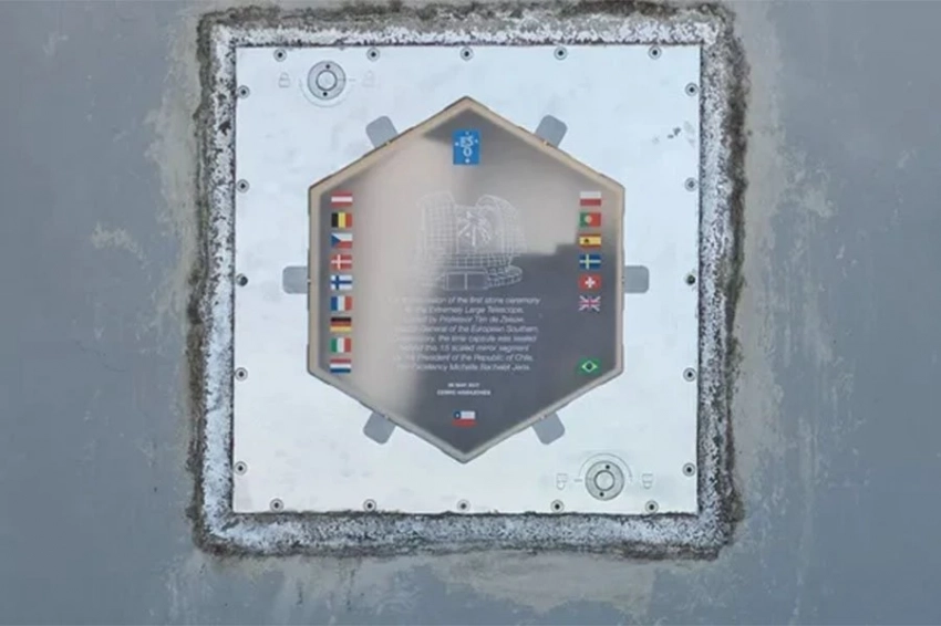 Ученые закопали капсулу времени в честь открытия Чрезвычайно Большого Телескопа 