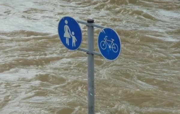 МЧС предложило предоставлять пострадавшим от ЧС оплачиваемый выходной 