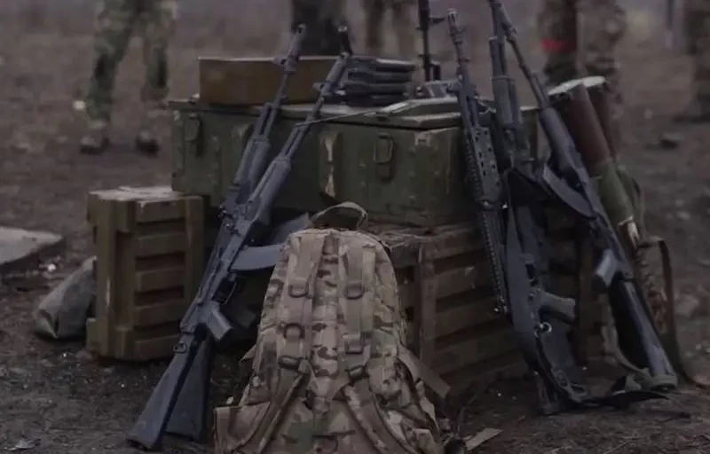 Военные ВСУ не исключают нового наступления России, отмечая стягивание дополнительных сил группировками российских войск