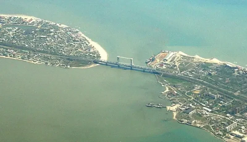 ВС РФ вывели из строя имеющий стратегическое значение железнодорожный мост в Одесской области