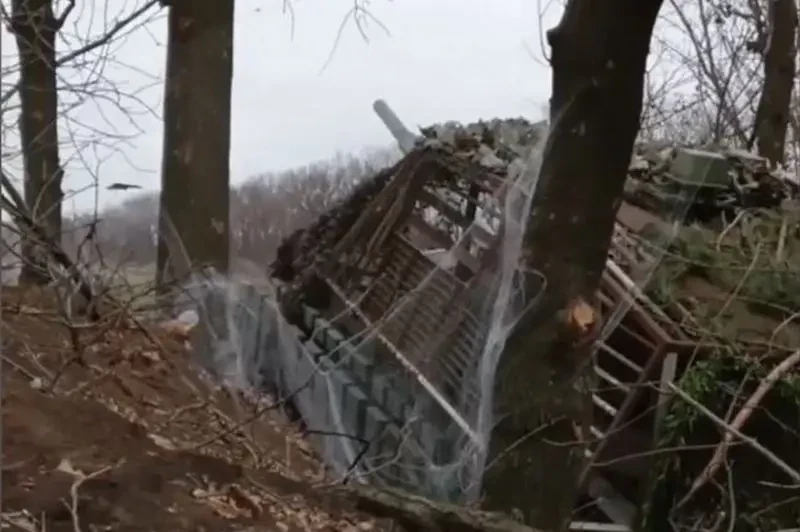 Украинский канал: Наступающие под Великой Новосёлкой ВС РФ прорываются к селу Комар, чтобы перерезать логистику ВСУ