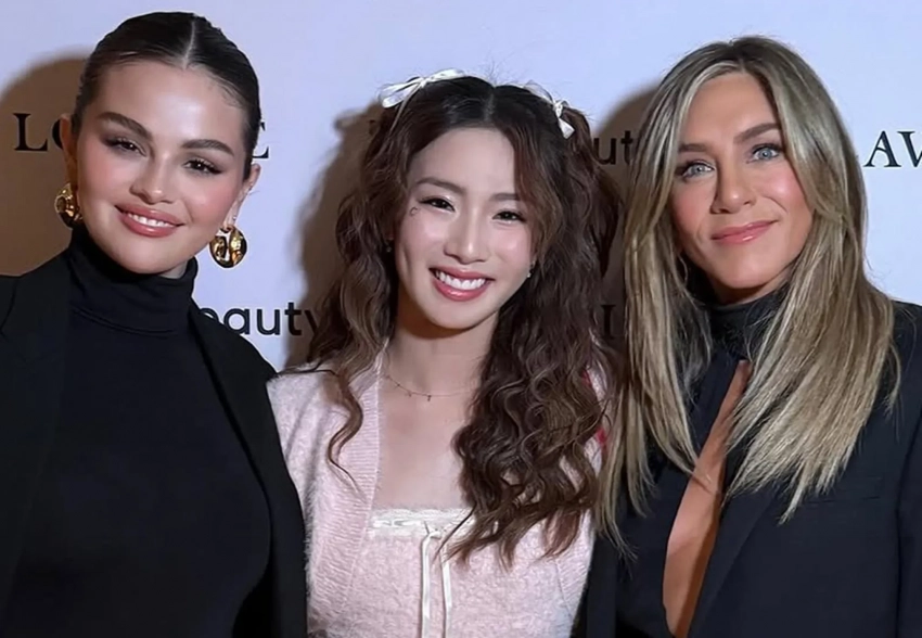 Дженнифер Энистон и Селена Гомес вместе вышли в свет