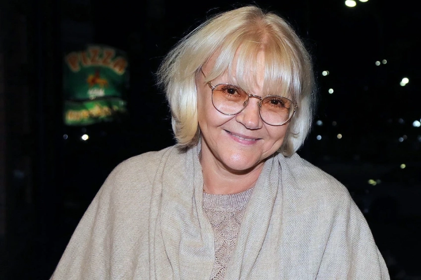 Марина Дюжева о ремиссии онкологического заболевания: "У нас прекрасная медицина - надо вовремя обращаться и делать все, что говорят врачи"