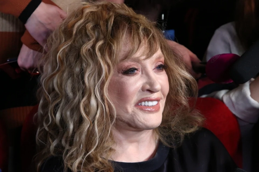 Звезды, которые вышли замуж после 60 лет: и это не только Пугачева