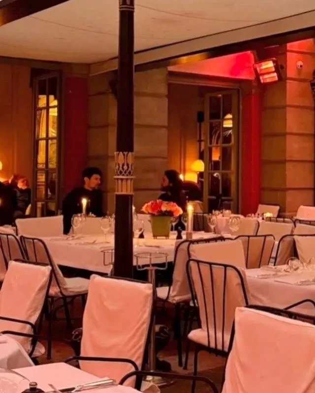 Павел Дуров и Джаред Лето встретились за ужином при свечах в Париже