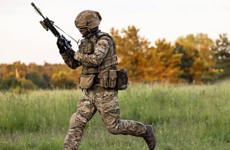 Британские эксперты сомневаются, что Лондон способен направить на Украину значительные силы