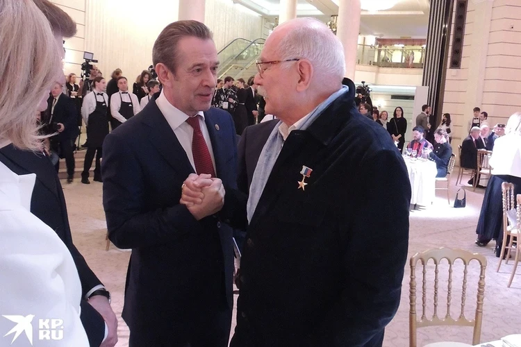 "Я о них не думаю. И не сопереживаю им": Владимир Машков высказался о сбежавших из России артистах