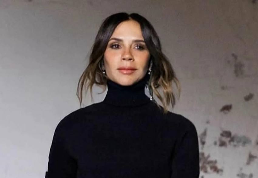 Неделя моды в Париже: Дэвид и Виктория Бекхэм с дочерью Харпер, Круз и Ромео Бекхэм с возлюбленными посетили показ Victoria Beckham