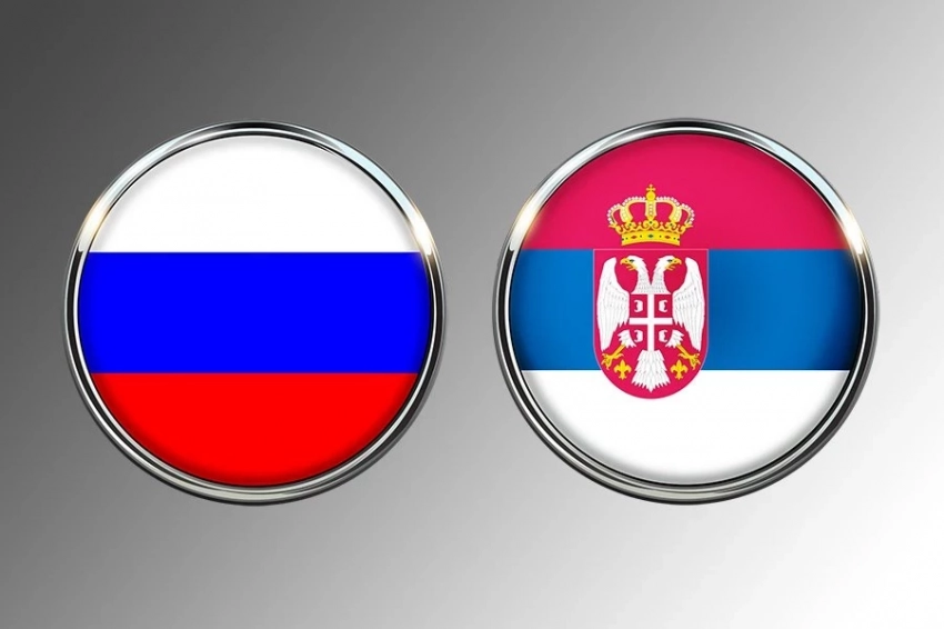 Как Россия помогает Сербии в борьбе с цветной революцией