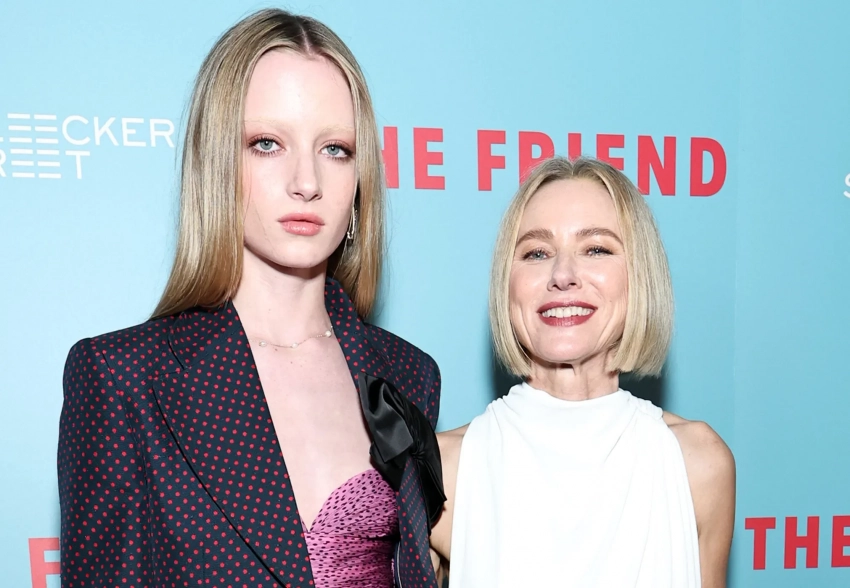 Наоми Уоттс вышла в свет вместе с сыном Каем